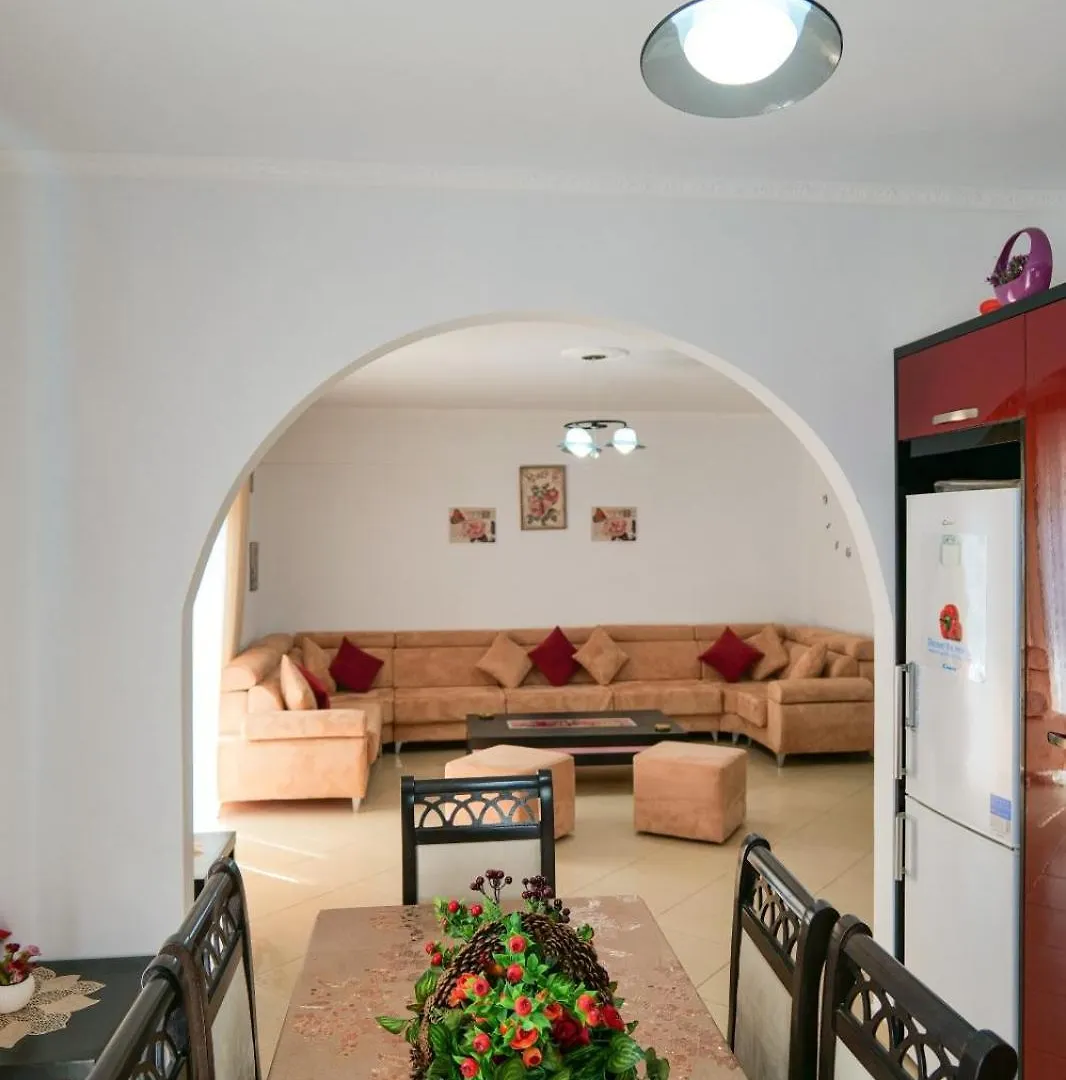 Sunborn Apartments Ksamil