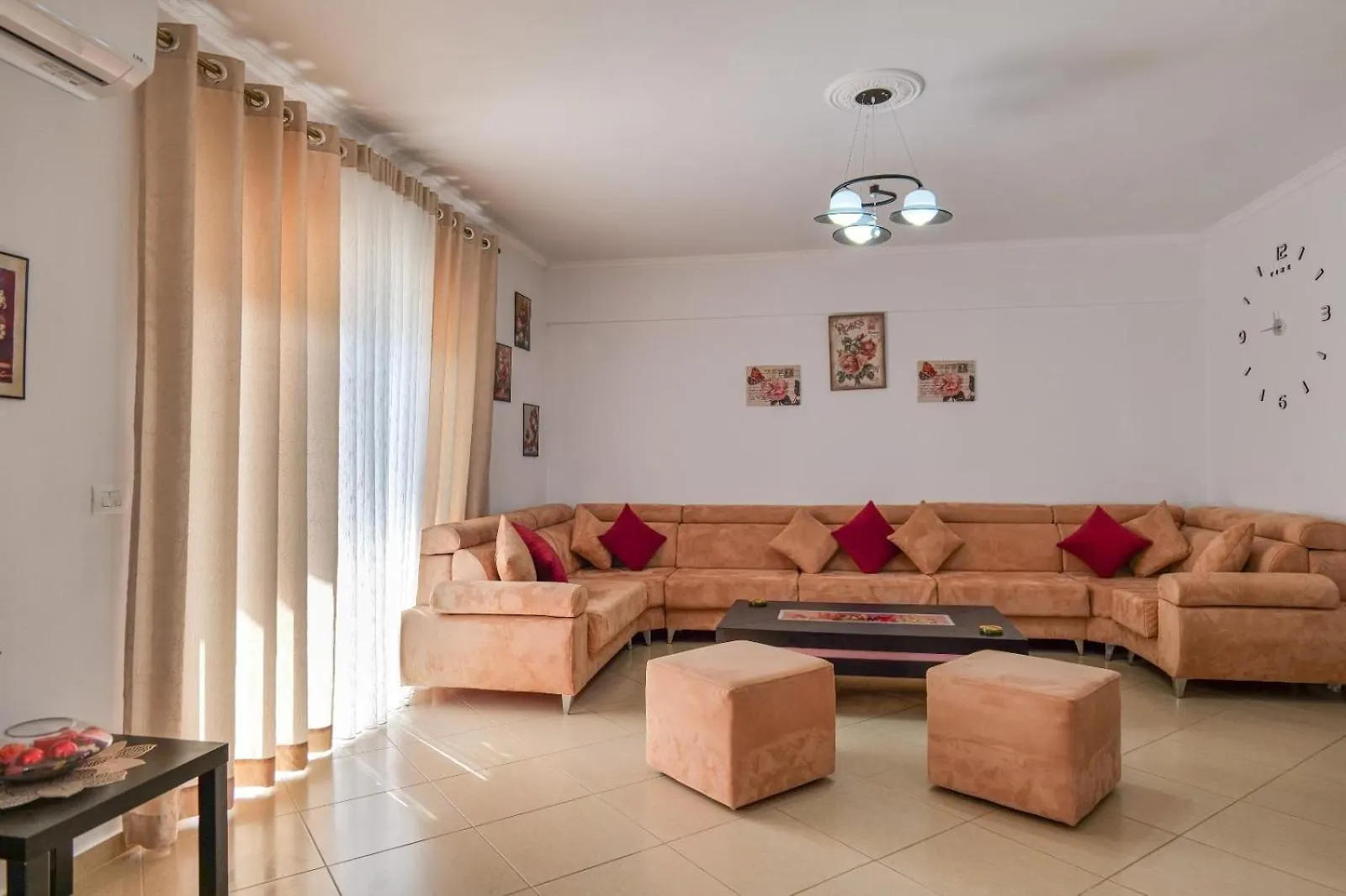 Sunborn Apartments Ksamil Albánie