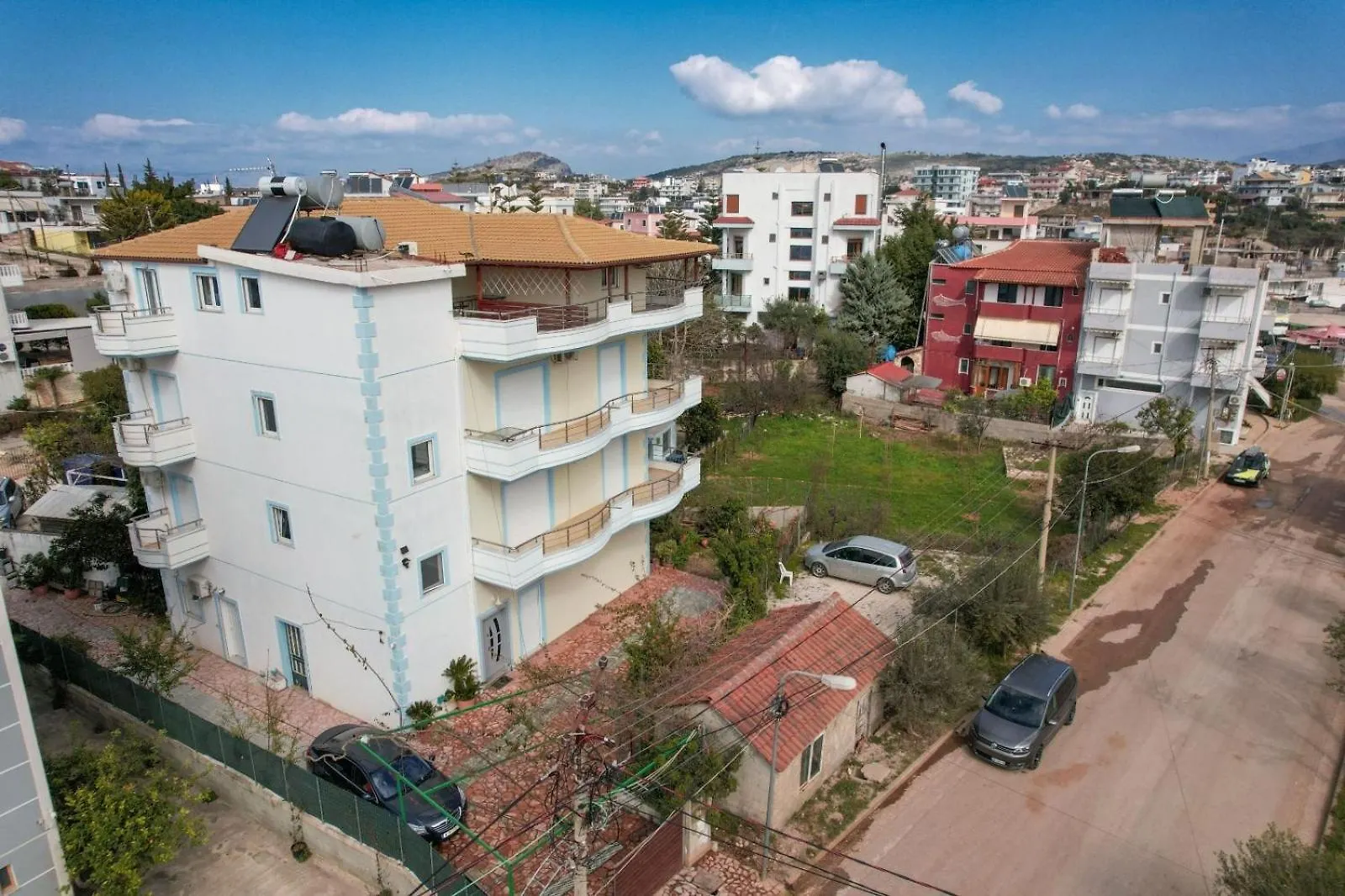 Sunborn Apartments Ksamil