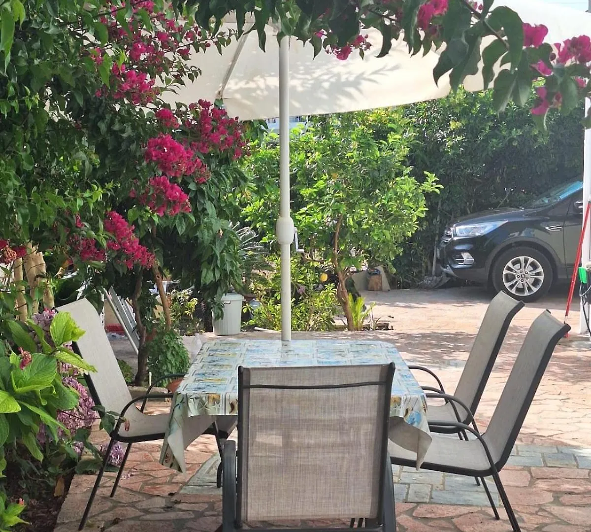 Sunborn Apartments Ksamil Albanië