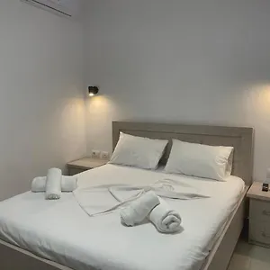 Pensjonat Egli, Ksamil