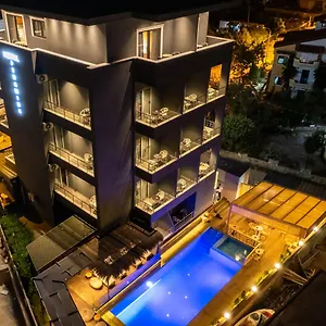 Hotel Piramida, Ksamil